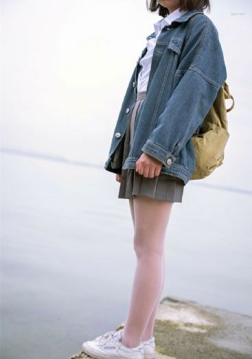 女大学生沙龙市