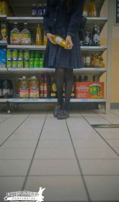 年轻性感的妈妈在线观看