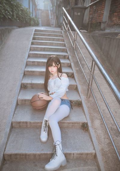无颜之月 在线