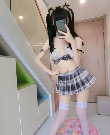 《浴室狂欢》bd
