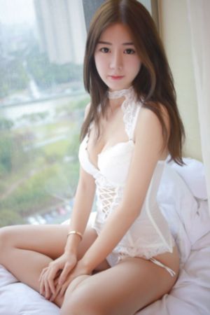 迷人的保姆免费看