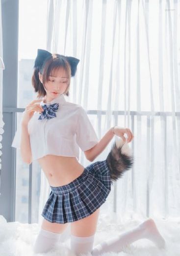 周冬雨av三级