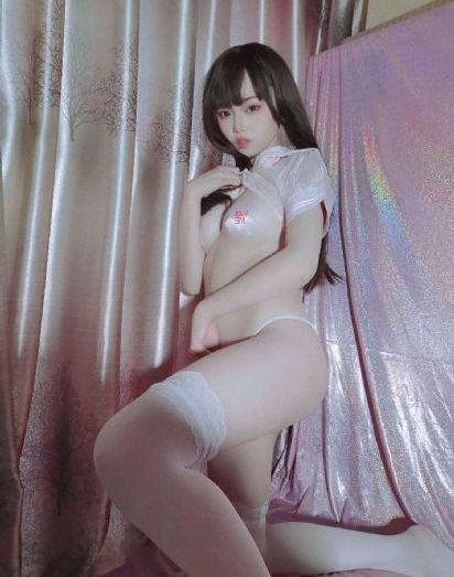 老师好紧开裆蕾丝内裤女